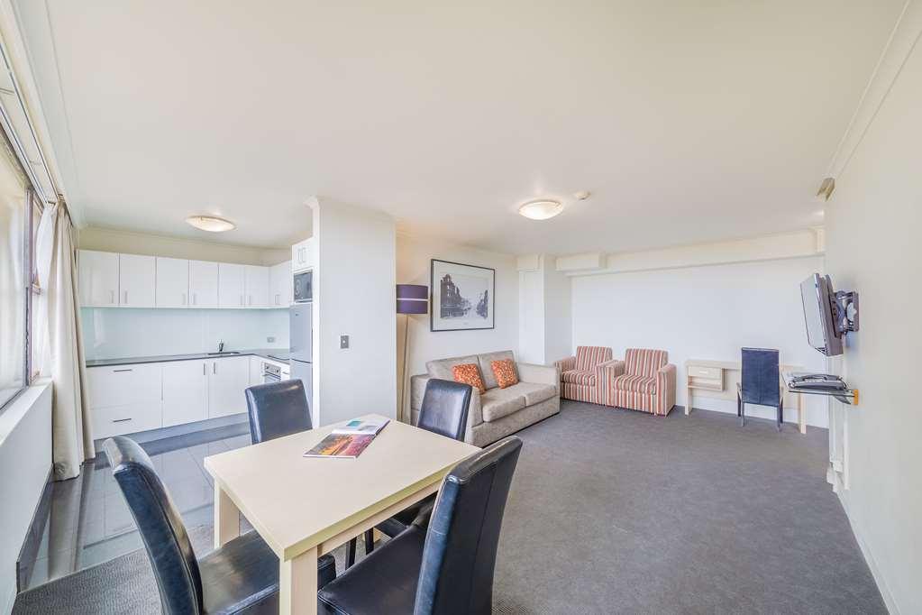 Oaks Sydney Hyde Park Suites Habitación foto